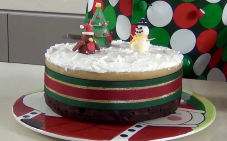 CHRISTMAS CAKE RECIPE - Rich Fruit Cake for the Holidays - Steve's Kitchen